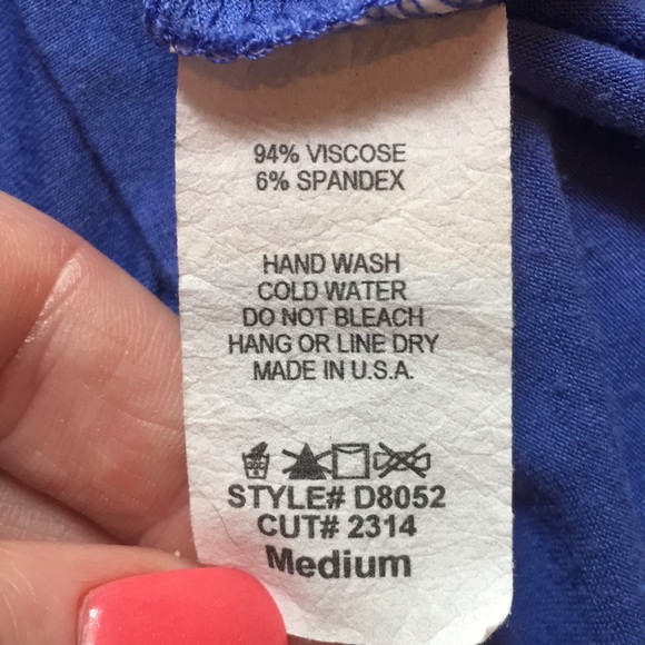 ✨✨Beautiful Shade of Blue Maxi Dress - Picture 8 of 8